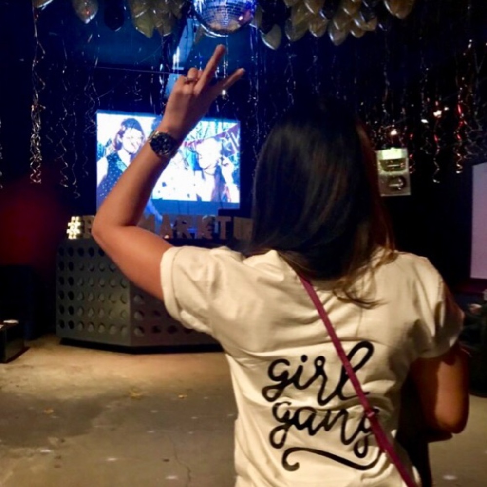 Girl Gang Graphic Tee w/ Cursive Hand Lettering - Picture 5 of 5